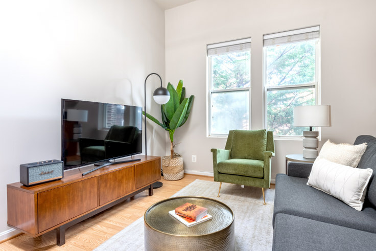 Villa di Leonardo, 1826 Vernon St NW - 192 | One Bedroom