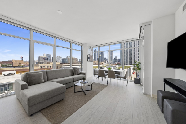 Level Fulton Market | Three Bedroom