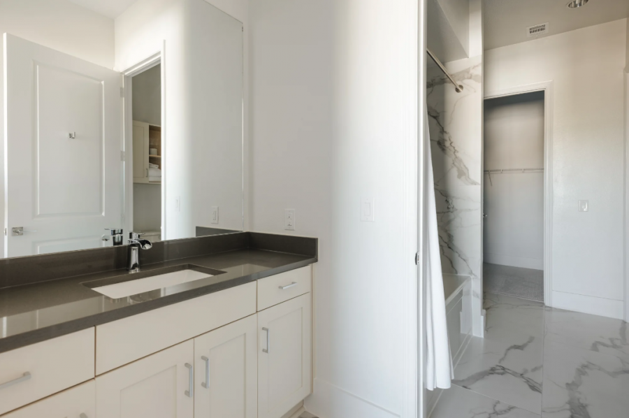 One Bedroom Apartment