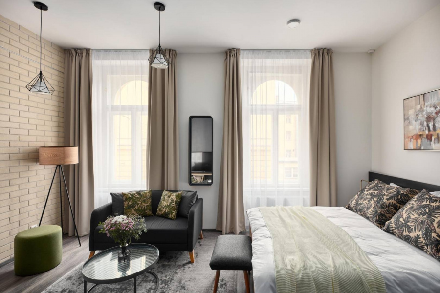 CORU House | Vibrant Studio