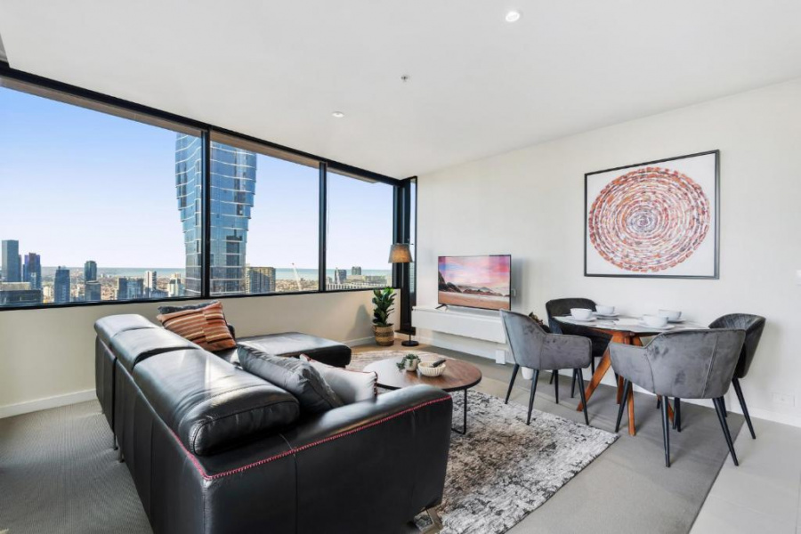 Chic Central Pad w/ City Views, Pool & Gym | Two Bedroom