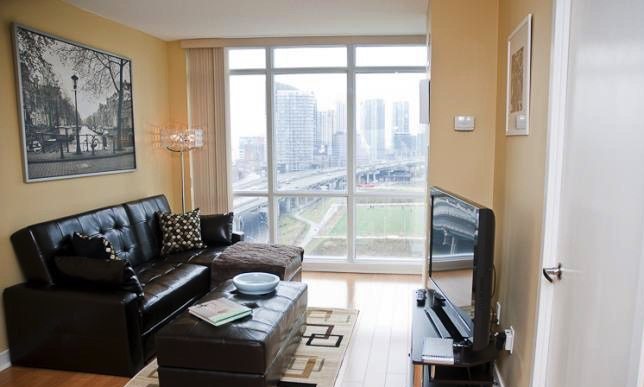 Cityplace West B | One Bedroom plus Den