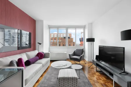 The Brooklyner - 18F | One Bedroom