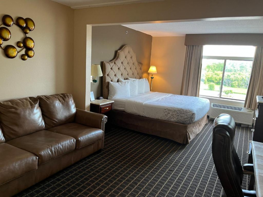 Grand Hotel Madison | One Room Suite