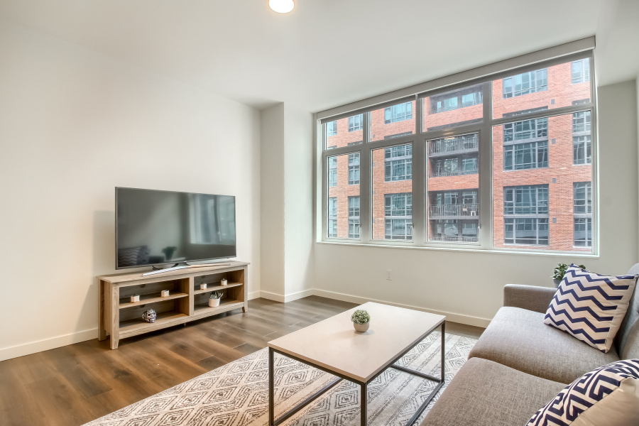 Modern & Inviting 1BR Apt in Union Station