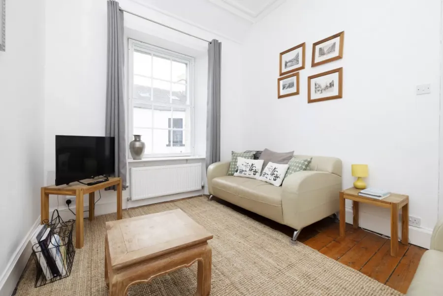 Cosy Flat in The Heart of Edinburgh | Two Bedroom