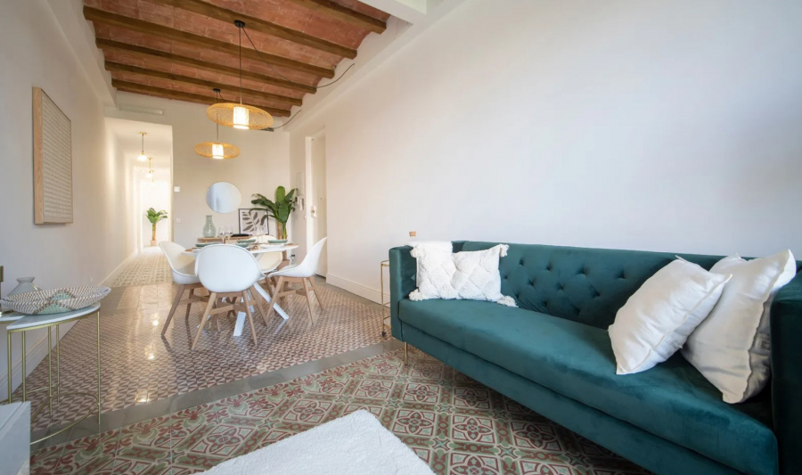 Carrer Diputaciò Apartment | Three Bedroom