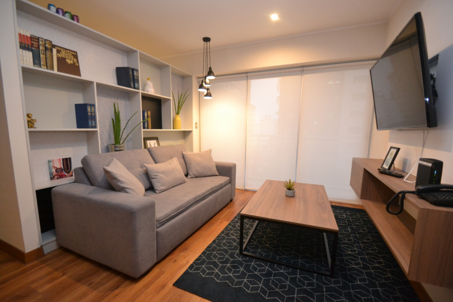 Pleonast | One Bedroom