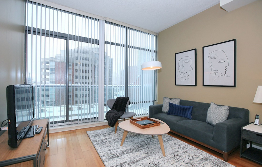 18 Yorkville | Two Bedroom