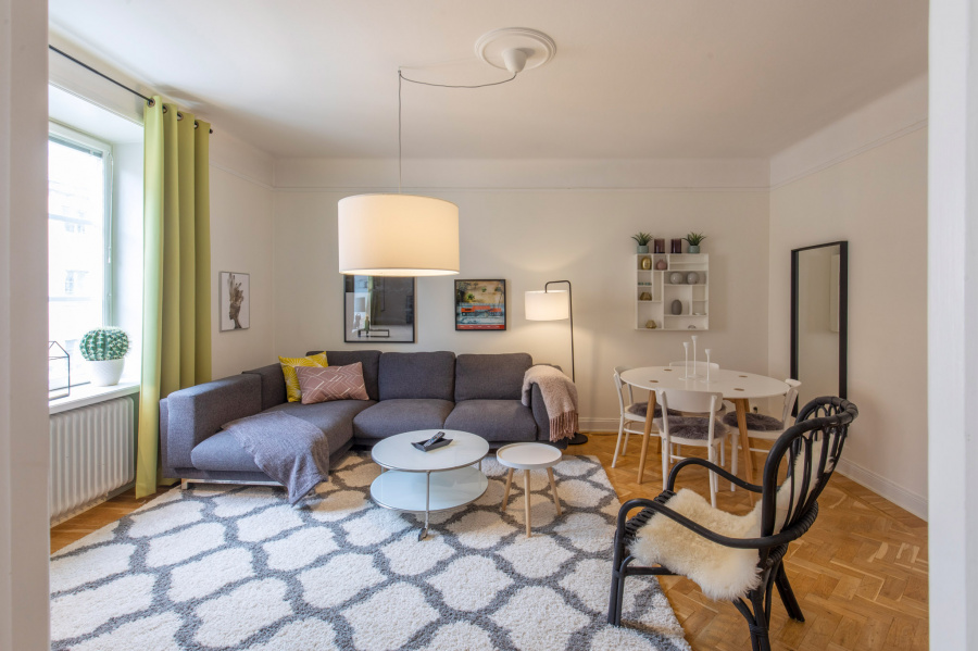 Dahlia Apartment