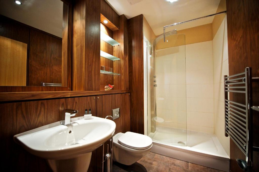 One Bedroom Apartment (Sleeps 4)