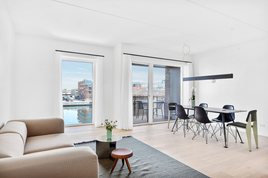 Seaport | One Bedroom with balcony