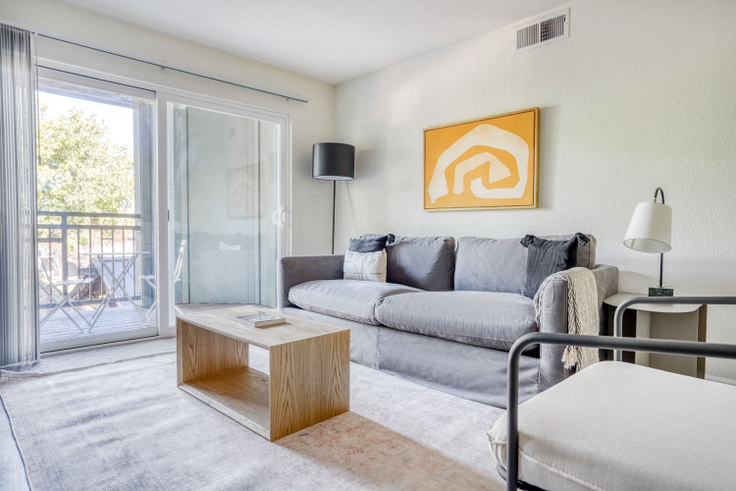 Kensington Place, 1220 N Fair Oaks Ave - 733 | One Bedroom