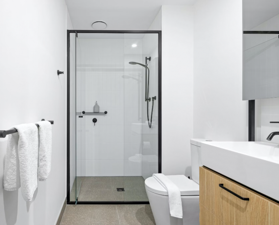 Two Bedroom Apartment (1 Queen and 2 Single Beds)