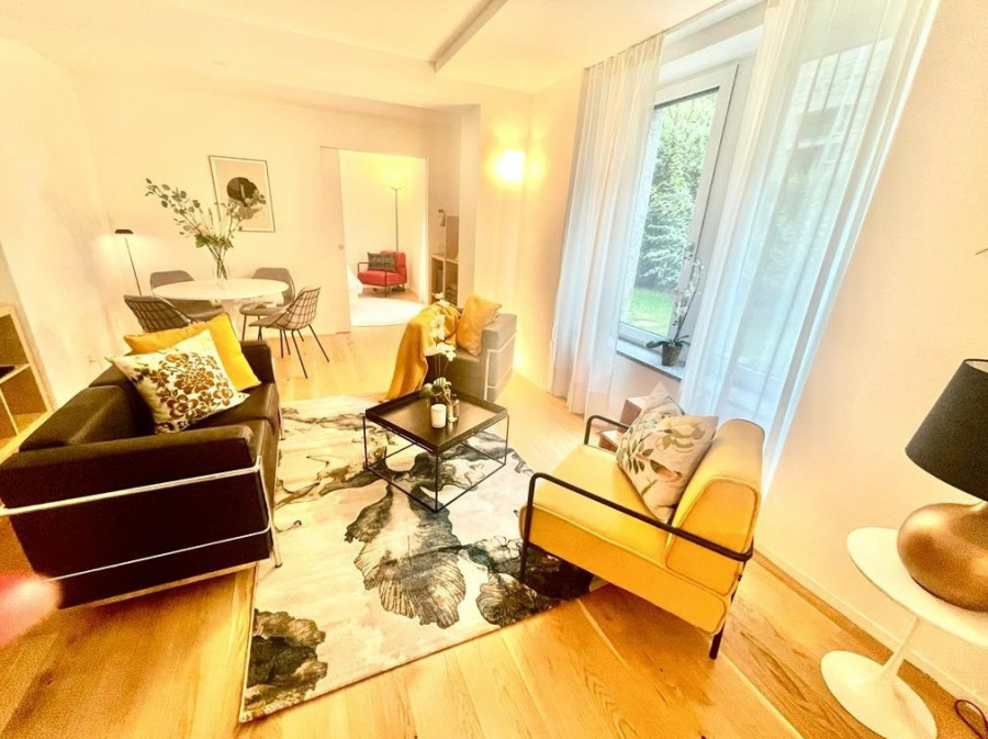 Art Nouveau Villa | One Bedroom