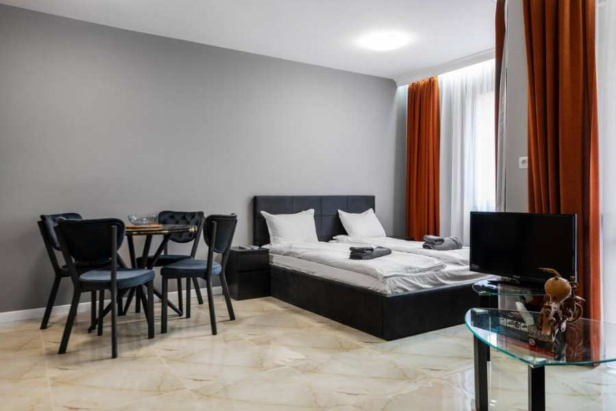 Moto Retreat I Sofia Central Flat + Free Parking | Studio