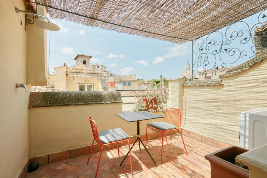 Superior One-Bedroom Apartment w/ Terrace