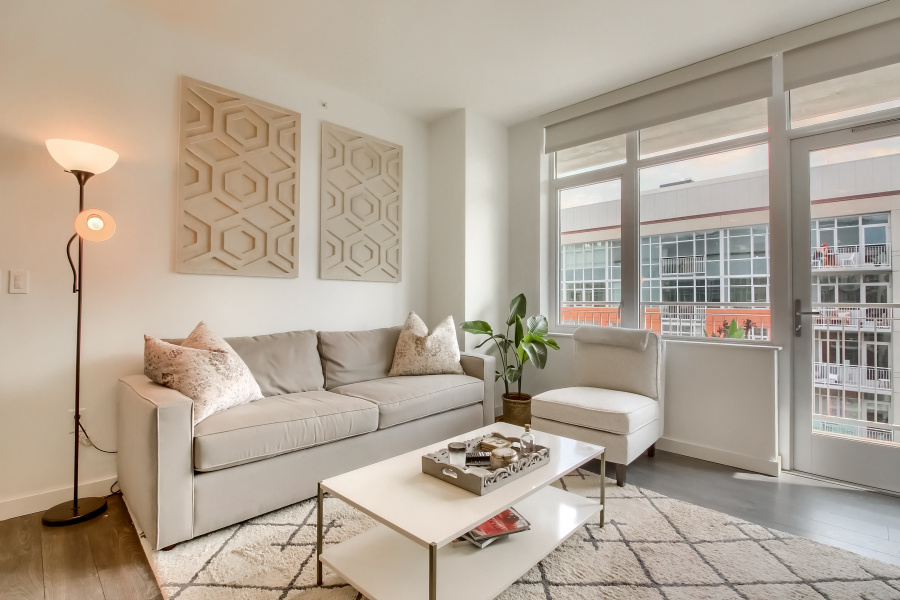 Beautiful 1BR Apt w/ Balcony in Downtown Denver