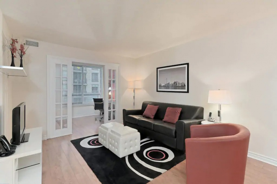 Qwest | One Bedroom Suite