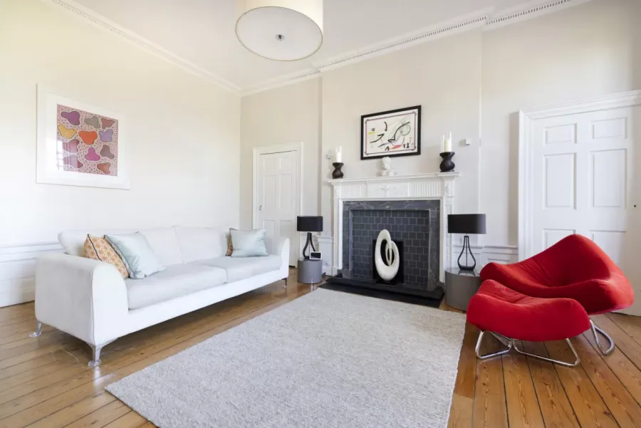 Contemporary Flat in the New Town | Two Bedroom