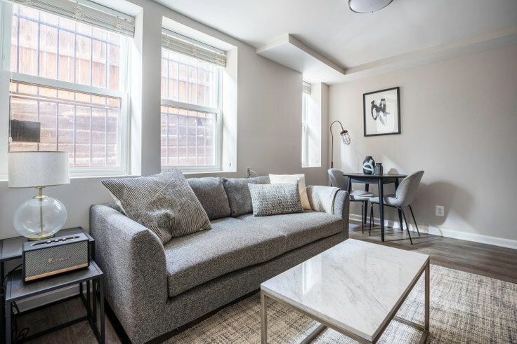 Villa di Leonardo, 1826 Vernon St NW - 177 | One Bedroom