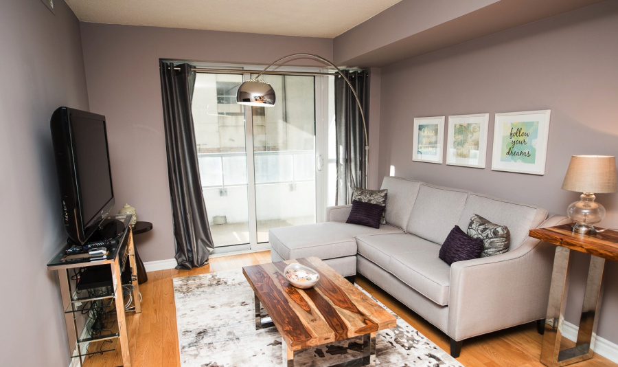Icon | One Bedroom plus Den
