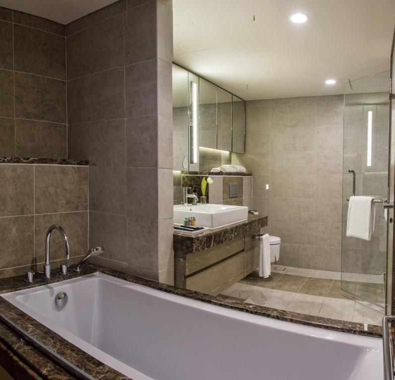 3-Bedroom Premier