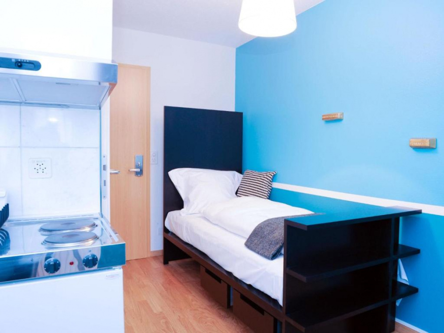 Baarerstrasse | Studio Apartment