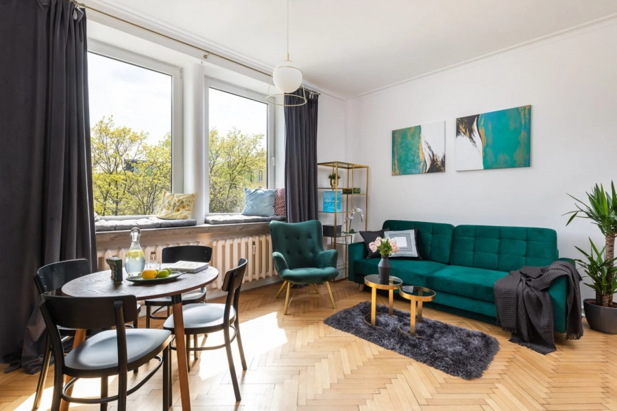 Wilcza 58 | One Bedroom
