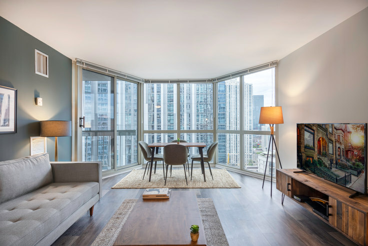 1 E Delaware, 1 E Delaware Pl - 68 | One Bedroom