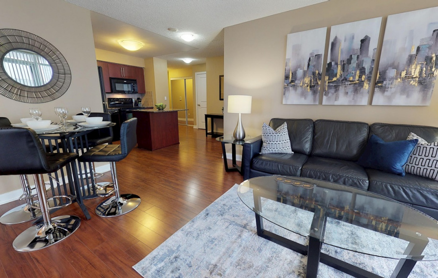 Ultra Ovation |  2 Bedroom + Den