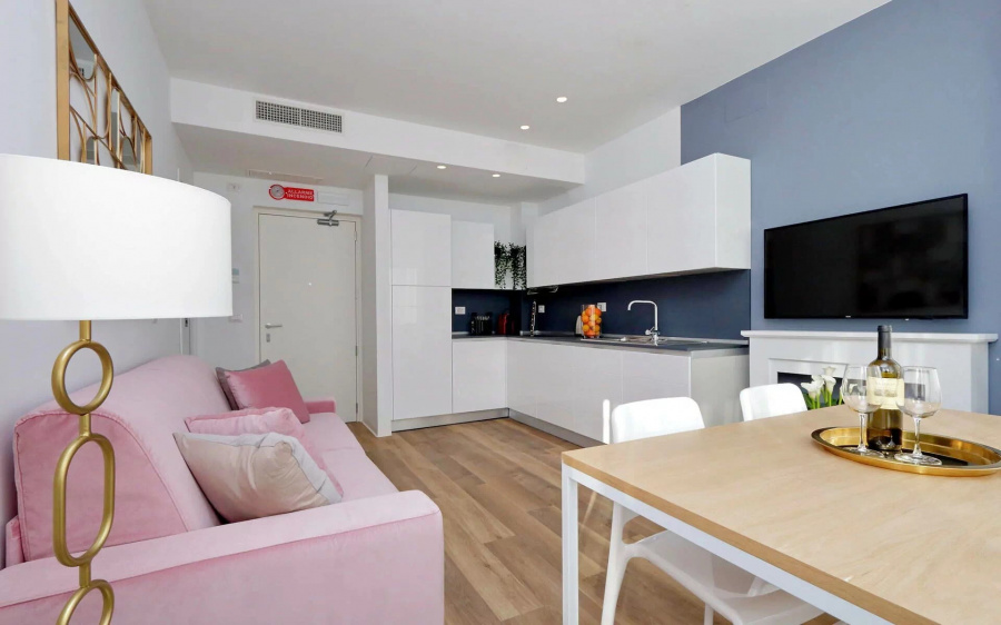 Flavia 26 #61-25 | One Bedroom