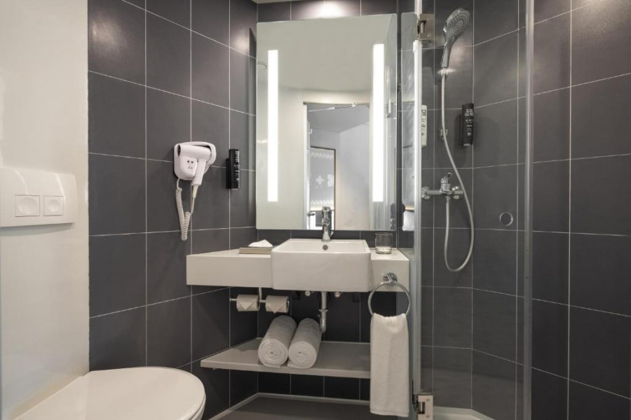 Standard Room with One Double Bed