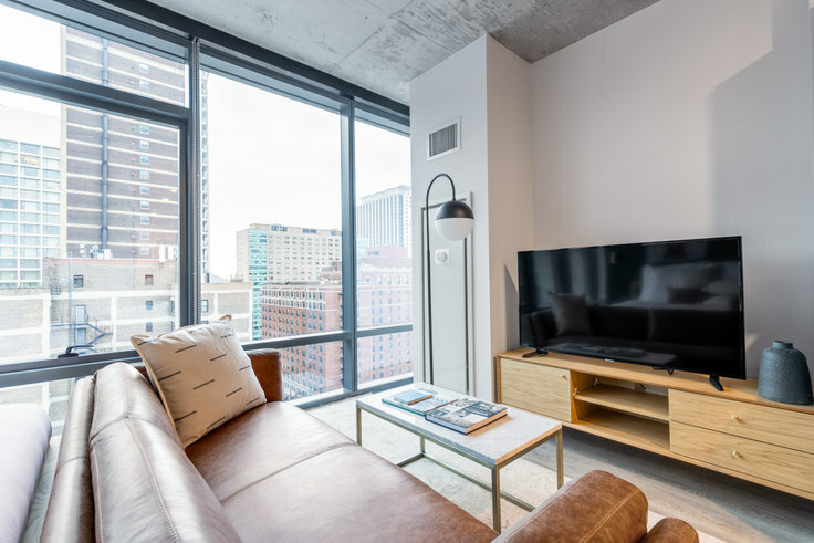 Four50, 450 W Belmont Ave - 202 | Studio