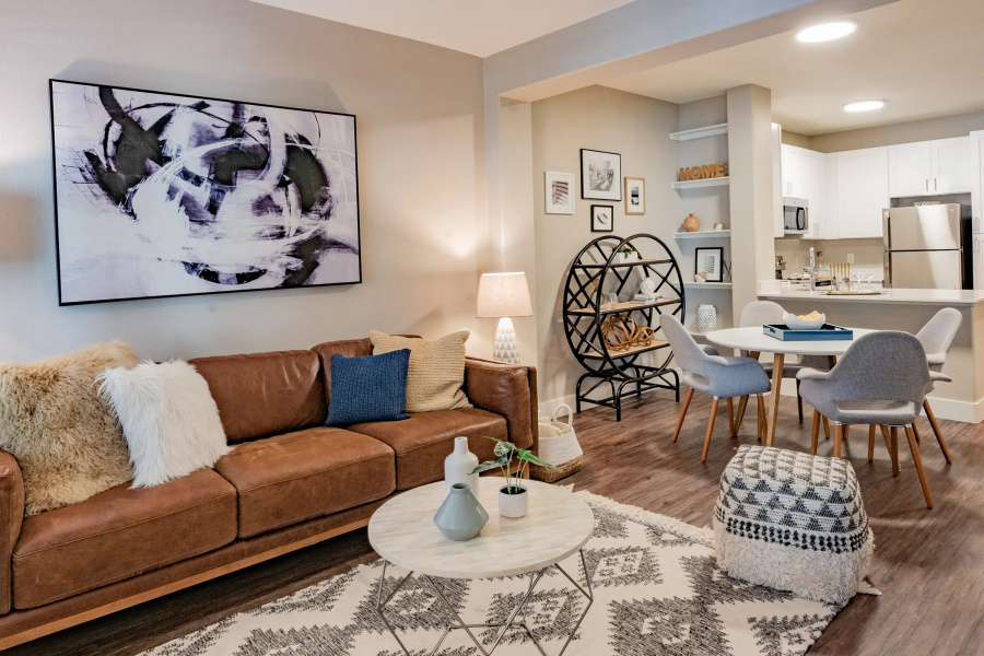 Fountain Plaza | One Bedroom