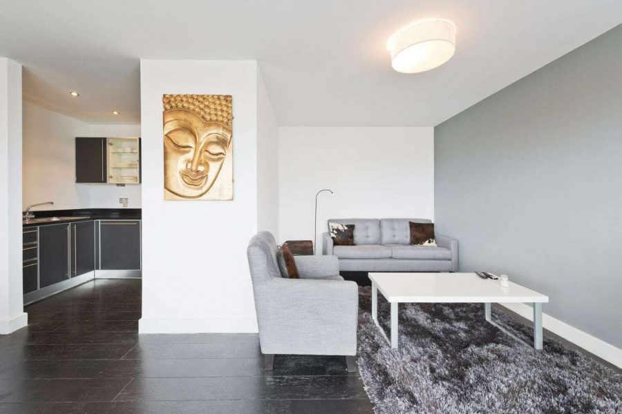 Grand Canal Square No.1