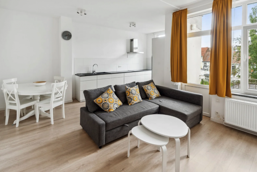 Charming Apartment in Etterbeek, Brussels - 425000 | Two Bedroom