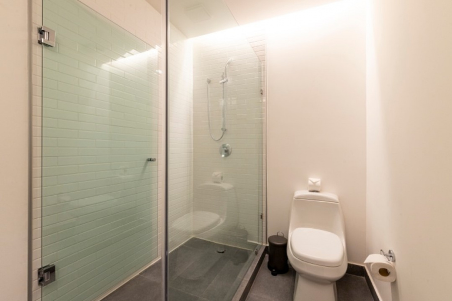Deluxe Two Bedroom Apartment with Private Patio (140m²)