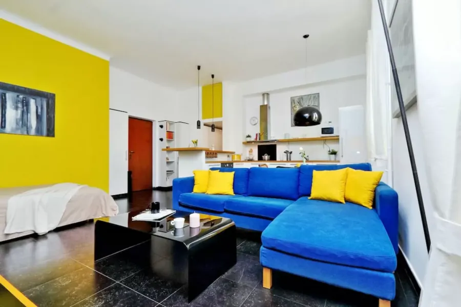 Charming Apt for 2 close to City Life | Studio