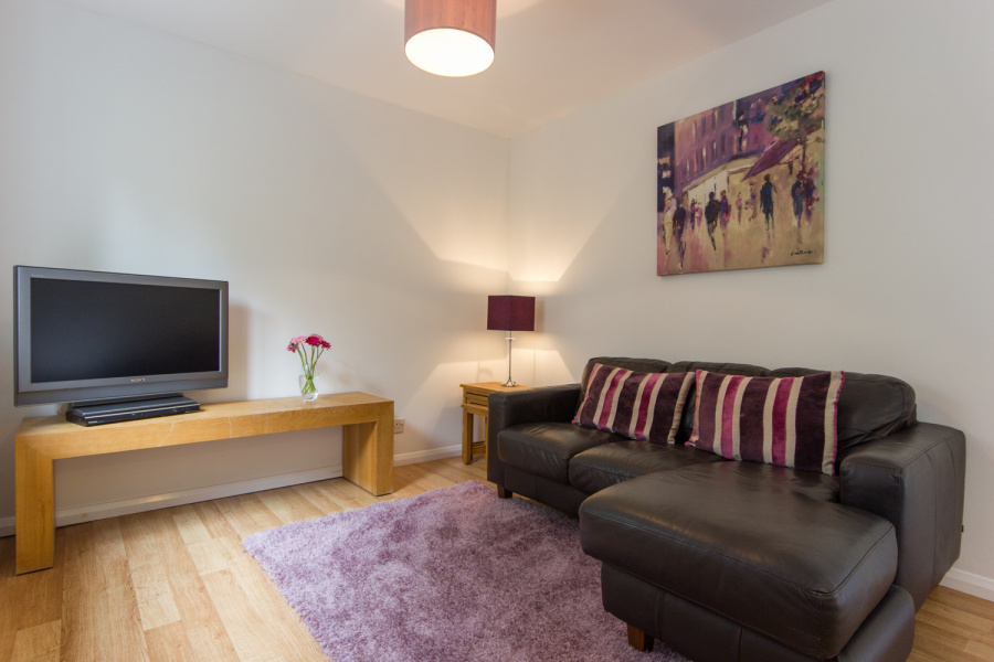 Loris Court | One Bedroom